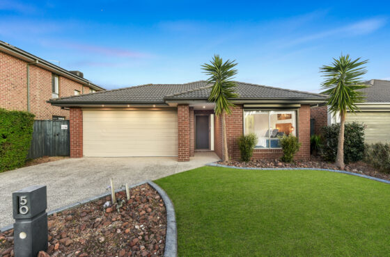 50 EVESHAM STREET, CRANBOURNE NORTH. SOLD!!!!